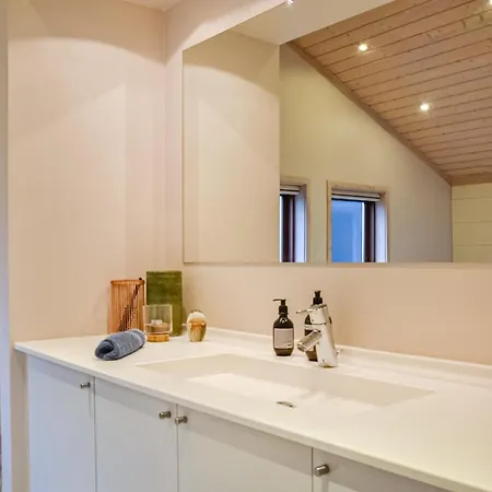 Сasa de vacaciones 3 Bedroom Stunning In