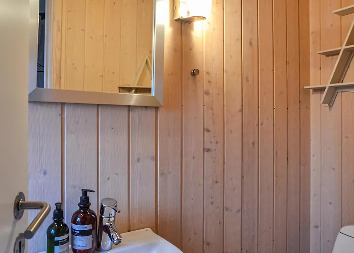 3 Bedroom Stunning In * Græsted